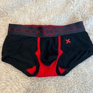 2 EROS Australian Lifestyle Men’s mesh trunks, black size Small